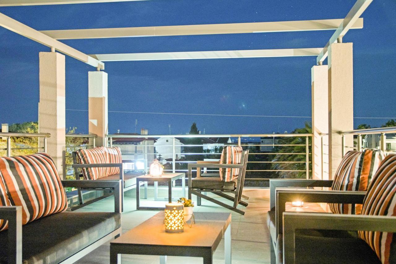 Aelia Luxury Apartments Nikíti Eksteriør bilde